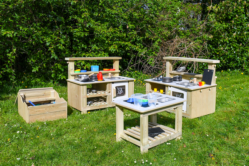 Head Chef Mud Kitchen Package 